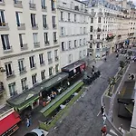 Superbe studio à MONTMARTRE